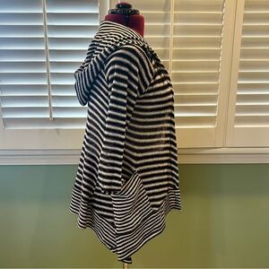 Chic Striped Women's Cardigan With Hood Small